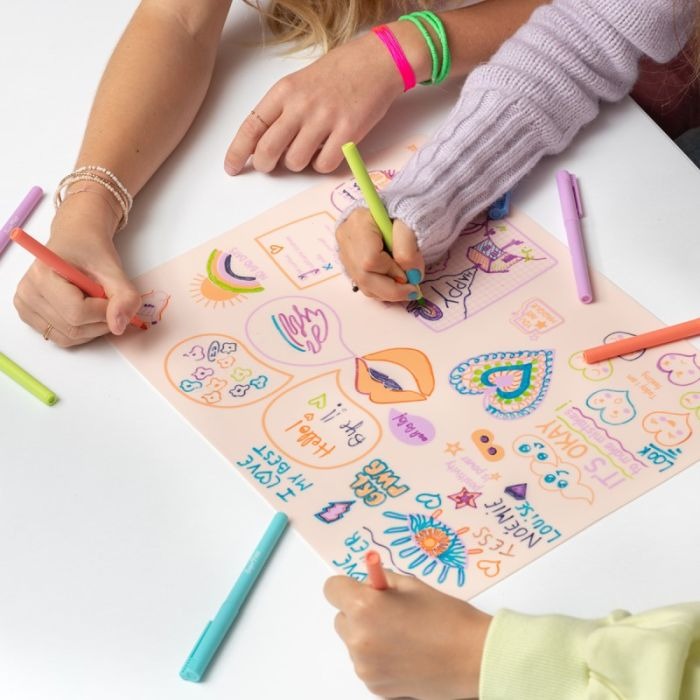 Coloring Mat (5 Erasable Markers - Teens)