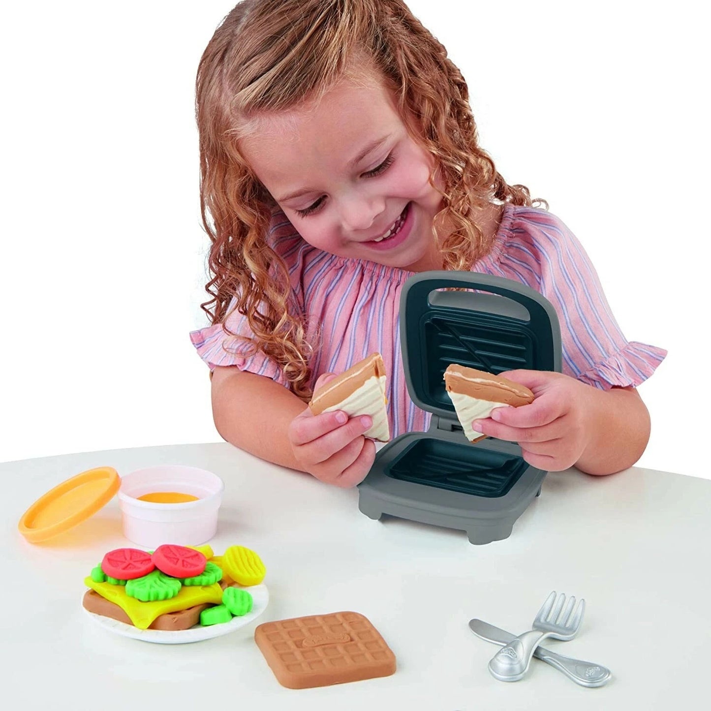 Play-Doh: Kitchen Creations Cheesy Sandwich Playset