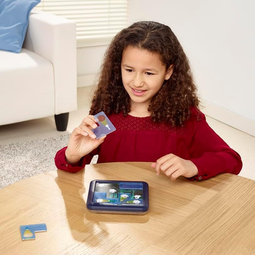 Learning Resources Smart Games Ghost Hunters Pocket Travel Game